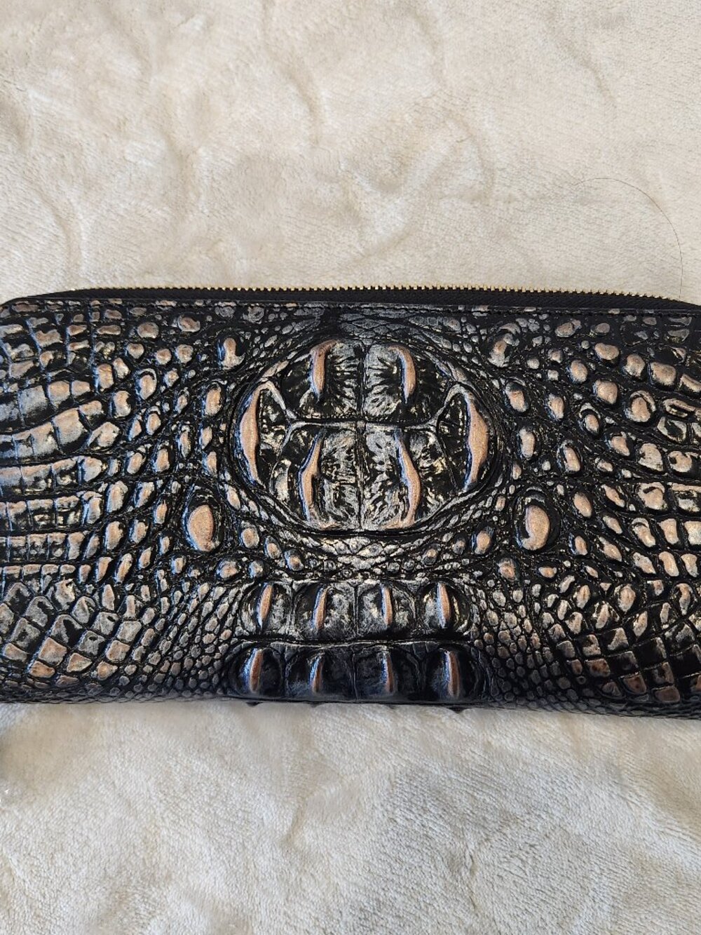 Brahmin wallet